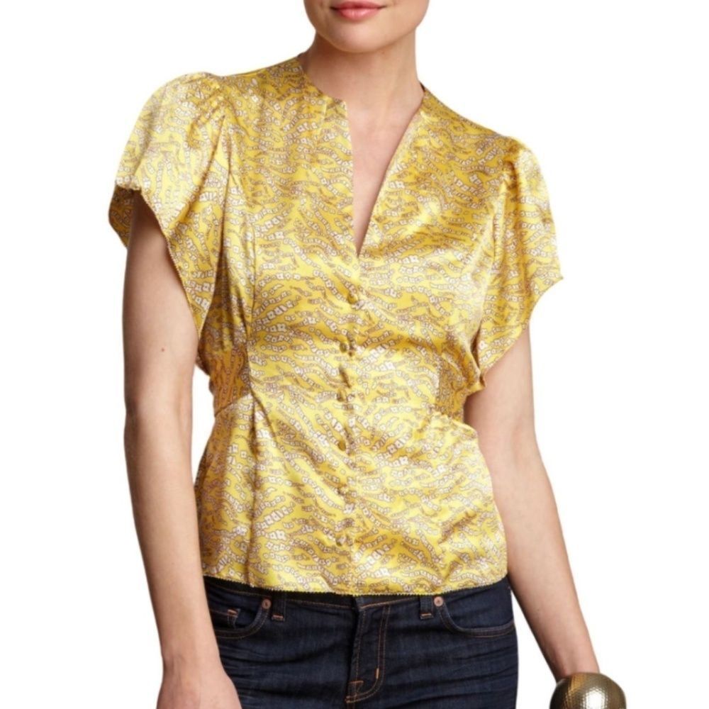 NWT Vertigo Printed Flutter Sleeve Satin Blouse